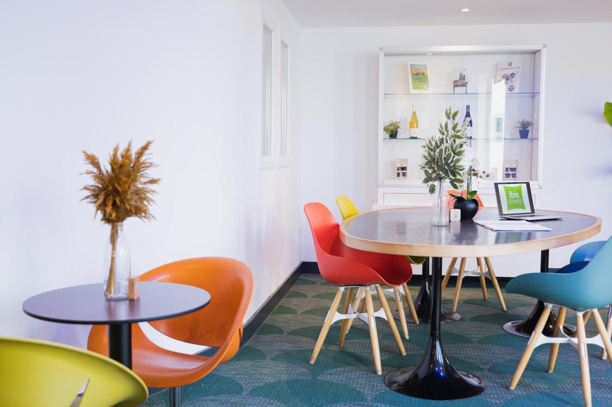 Ibis Styles Lyon Sud Vienne Hotel 3*